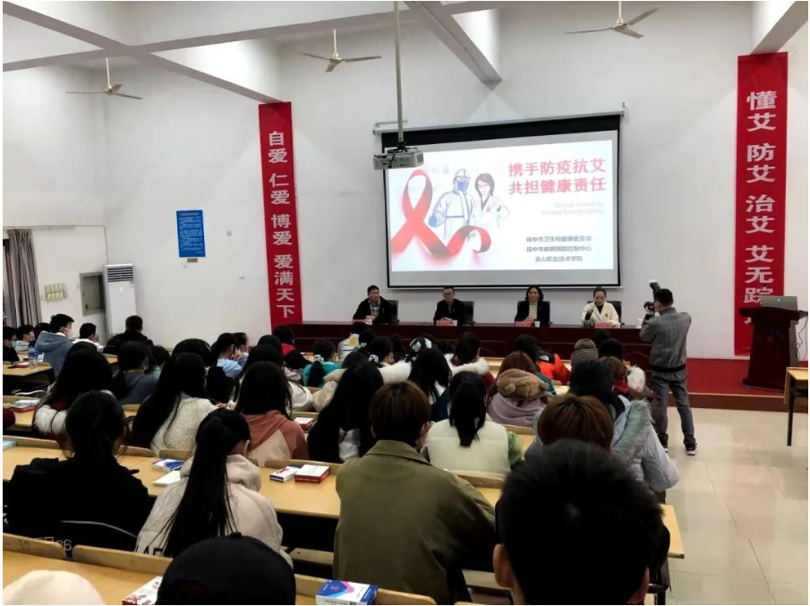 QQ截图20210408003133.png
